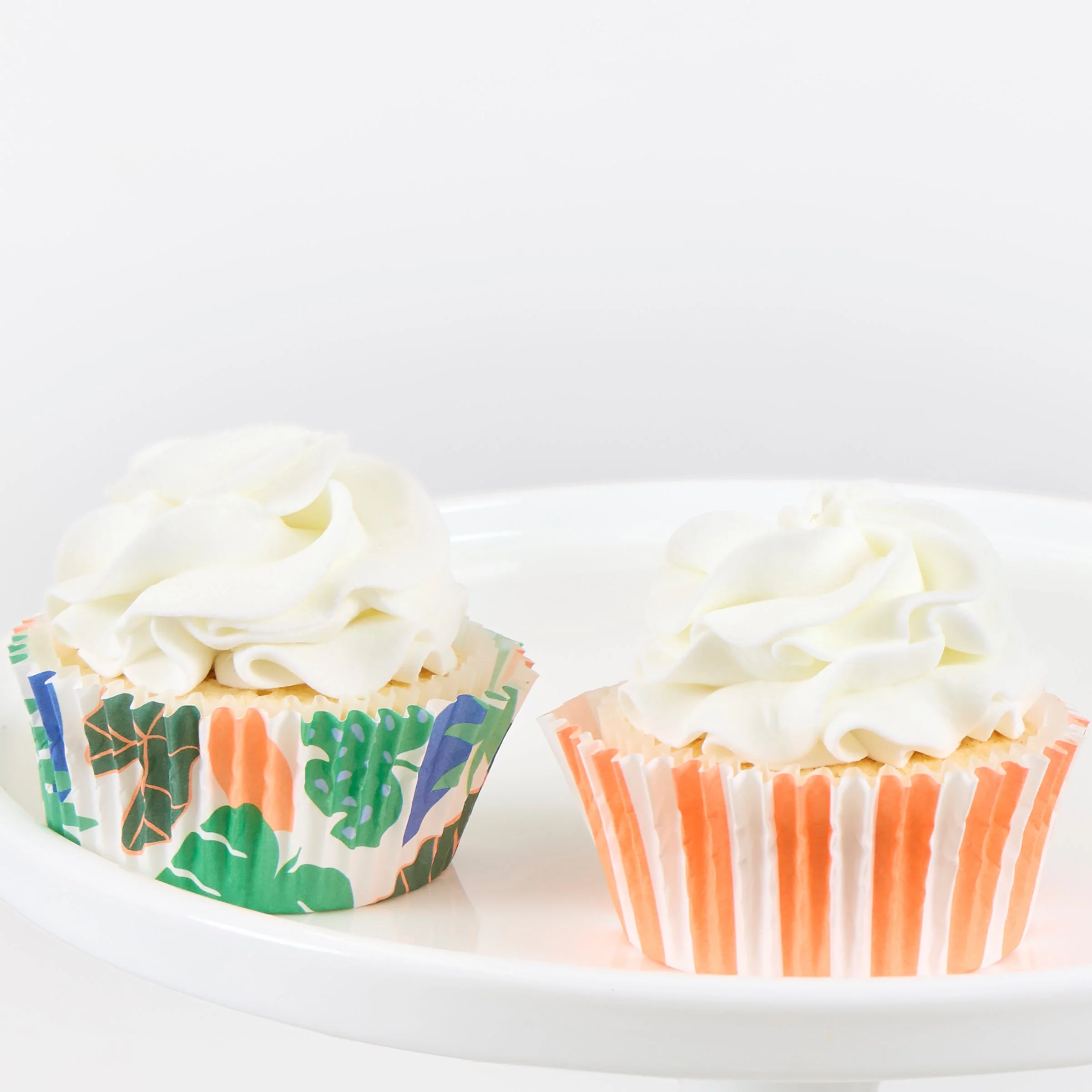 Meri Meri Jungle Jamboree Cupcake Kit (x 24 toppers) - Image 6