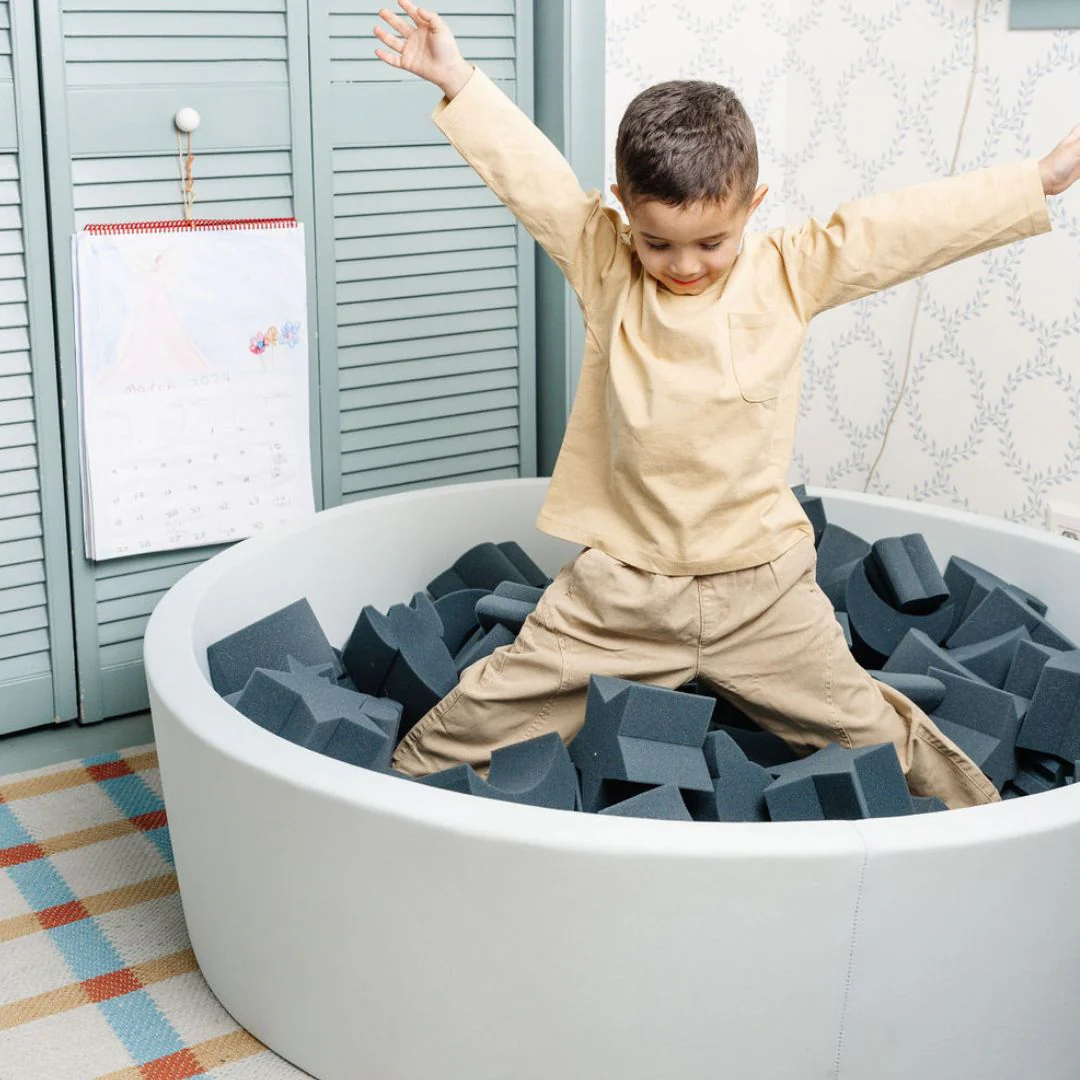 Space Foam Pit - Image 7